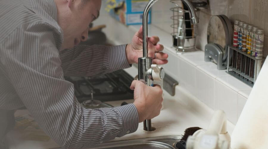 Expert burst pipe repair services in Spurlockville, WV